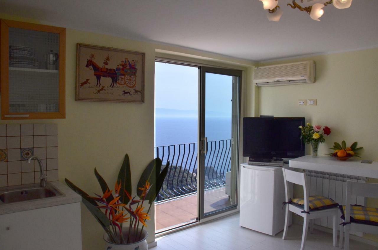 Apartment L'Attico Taormina Eksteriør bilde